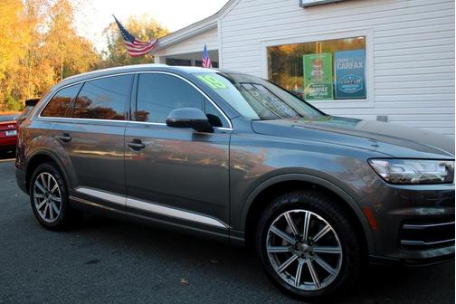2019 Audi Q7 45 Premium Plus