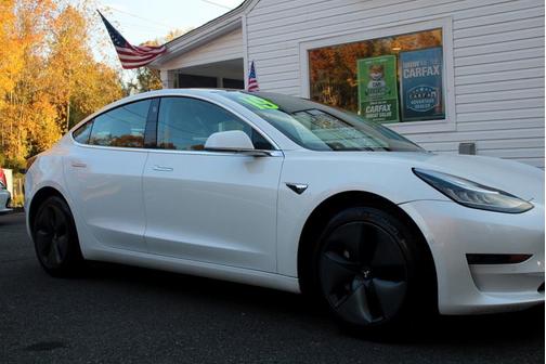 2019 Tesla Model 3 Performance