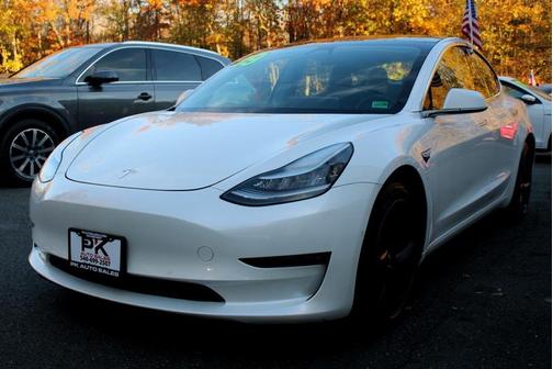 2019 Tesla Model 3 Performance