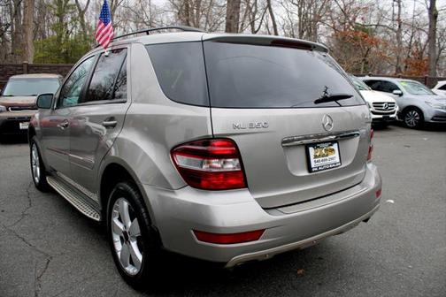 2009 Mercedes-Benz M-Class ML350 4MATIC