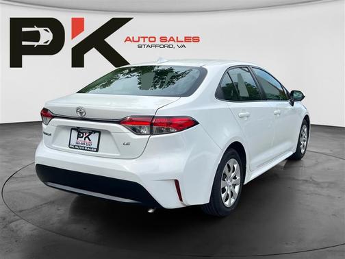 Super White 2021 Toyota Corolla LE