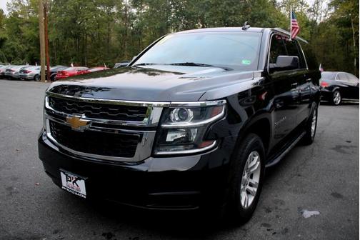 2017 Chevrolet Suburban LS