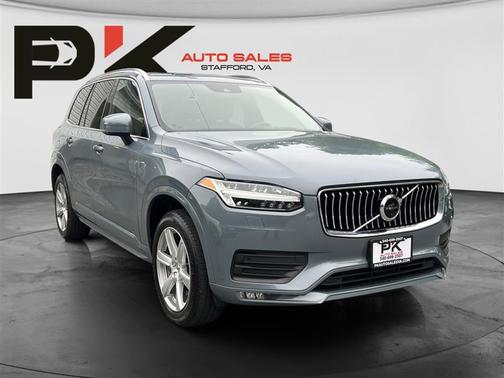 Thunder Grey Metallic 2021 Volvo XC90 T6 Momentum