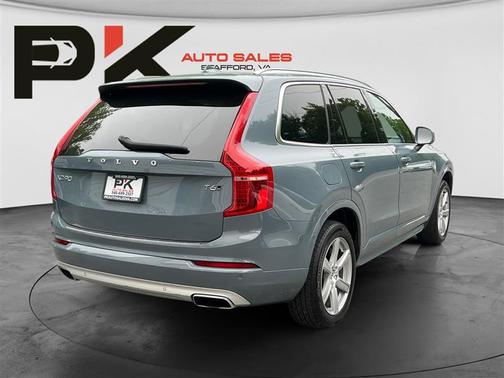 Thunder Grey Metallic 2021 Volvo XC90 T6 Momentum