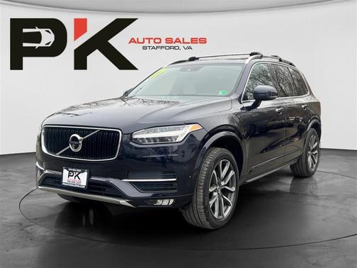 2017 Volvo XC90 T6 Momentum