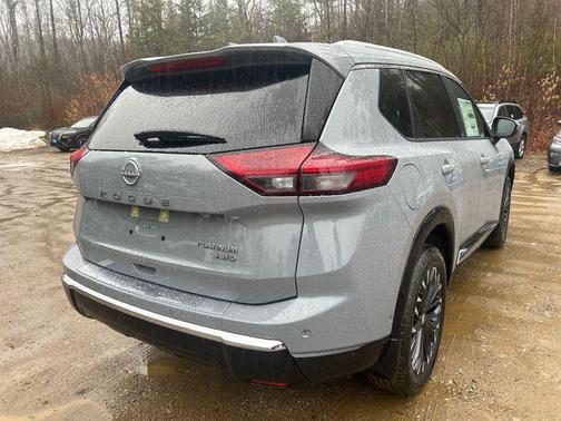 2025 Nissan Rogue Platinum