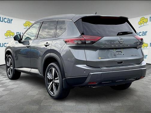 2025 Nissan Rogue SL