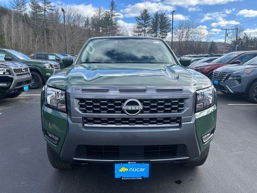 2025 Nissan Frontier SV