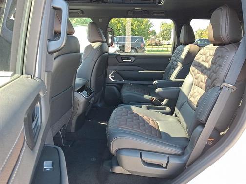 2026 Nissan Armada PLRES