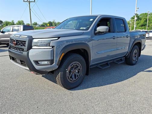 2025 Nissan Frontier PRO-4X