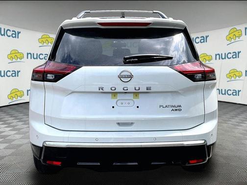 Everest White P 2026 Nissan Rogue Platinum