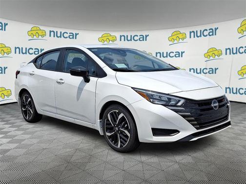 2025 Nissan Versa 1.6 SR