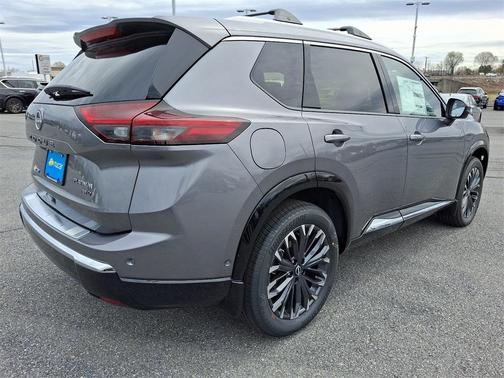 2025 Nissan Rogue Platinum