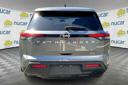 2025 Nissan Pathfinder S