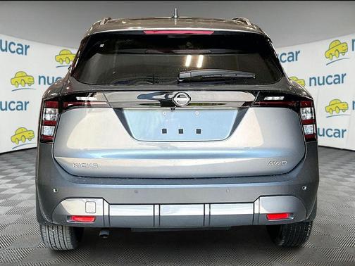 2025 Nissan Kicks SV