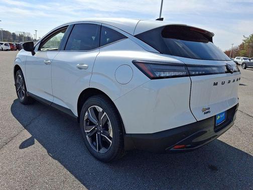 Everest White P 2026 Nissan Murano SL