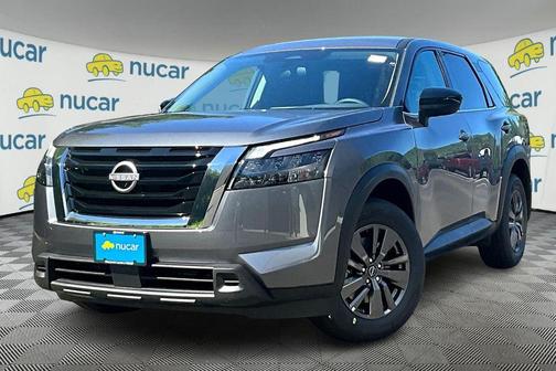 2025 Nissan Pathfinder S