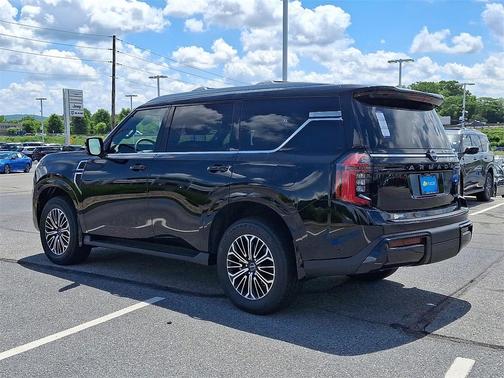 2025 Nissan Armada Platinum