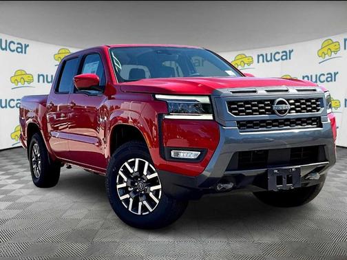 2025 Nissan Frontier SL