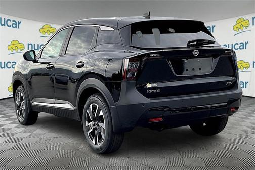 2025 Nissan Kicks SV