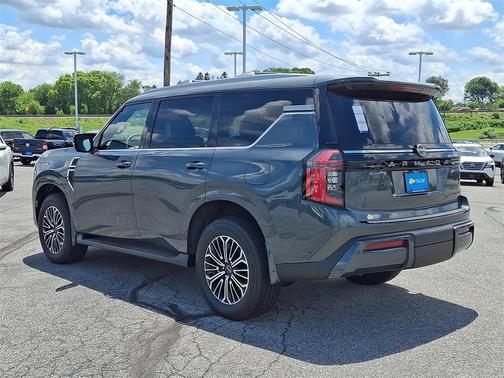 2025 Nissan Armada Platinum