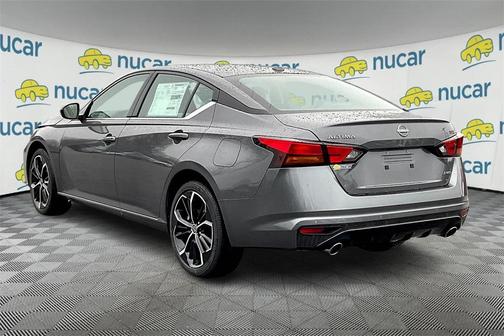 2025 Nissan Altima SR