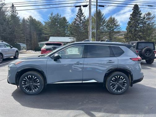 2025 Nissan Rogue Platinum