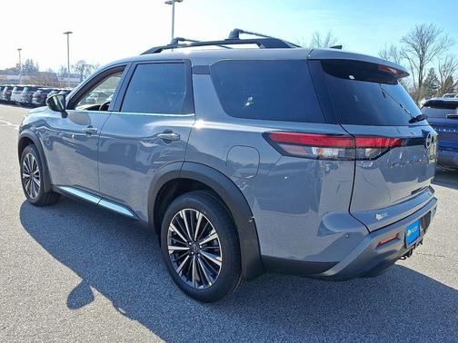 Boulder Gray Metallic 2026 Nissan Pathfinder Platinum