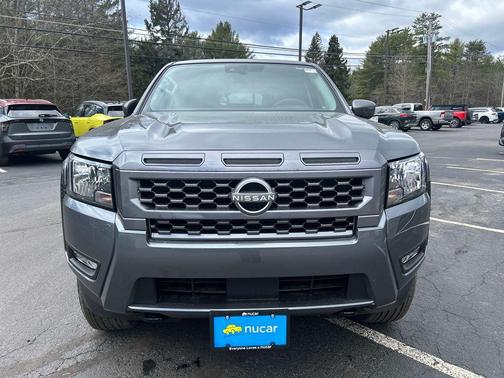 2025 Nissan Frontier SV