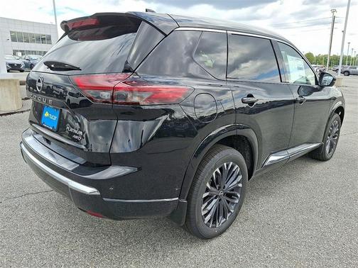 2025 Nissan Rogue Platinum