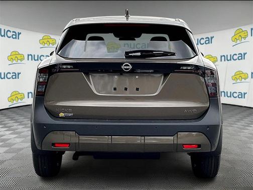 2025 Nissan Kicks SV