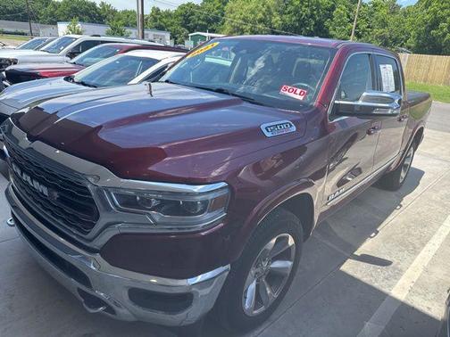 Delmonico Red Pearlcoat 2021 RAM 1500 Limited