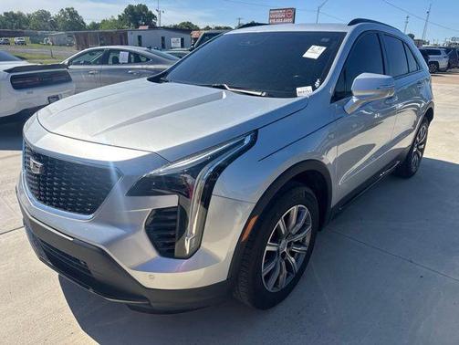 Radiant Silver Metallic 2021 Cadillac XT4 Sport