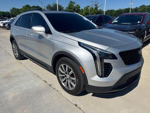 Radiant Silver Metallic 2021 Cadillac XT4 Sport