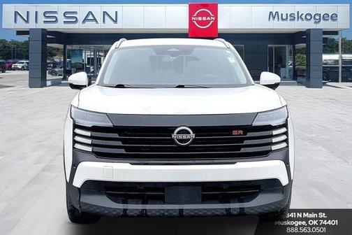 Aspen White Tricoat 2025 Nissan Kicks SR
