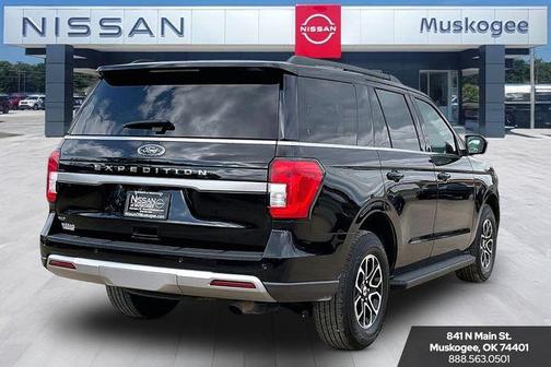 Agate Black Metallic 2024 Ford Expedition XLT