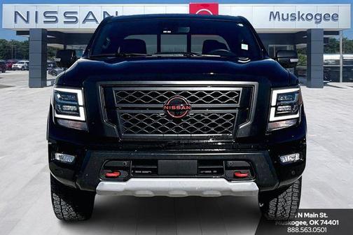 2024 Nissan Titan PRO-4X