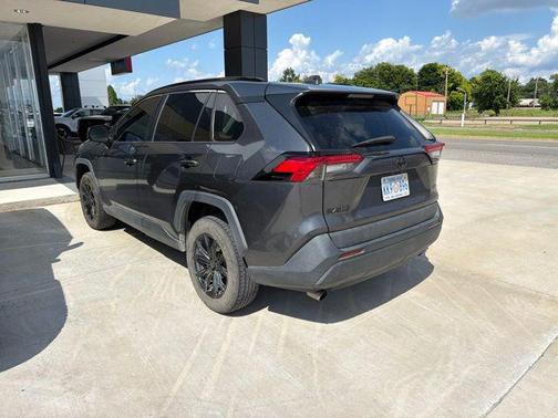 Magnetic Gray Metallic 2020 Toyota RAV4 LE