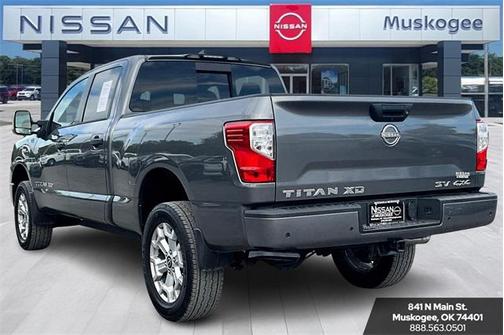 2024 Nissan Titan XD SV
