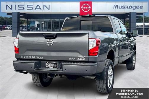 2024 Nissan Titan XD SV