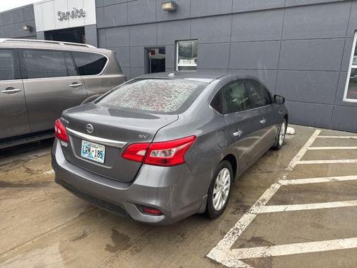 Gun Metallic 2018 Nissan Sentra SV