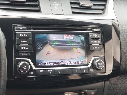 Gun Metallic 2018 Nissan Sentra SV