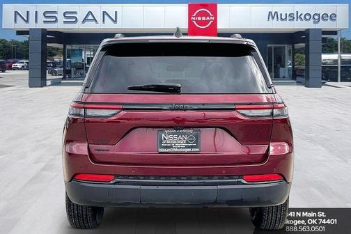 Velvet Red Pearlcoat 2025 Jeep Grand Cherokee Altitude