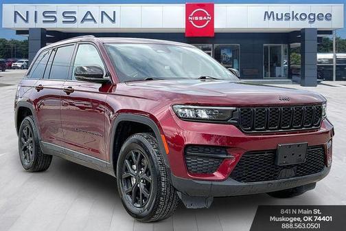 Velvet Red Pearlcoat 2025 Jeep Grand Cherokee Altitude