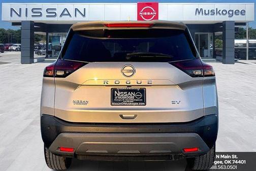 2022 Nissan Rogue SV