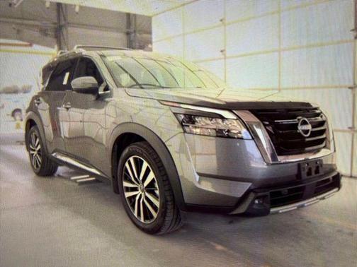 Gun Metallic 2023 Nissan Pathfinder Platinum FWD
