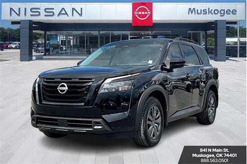2025 Nissan Pathfinder SV 4WD