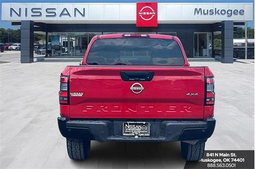 2022 Nissan Frontier S