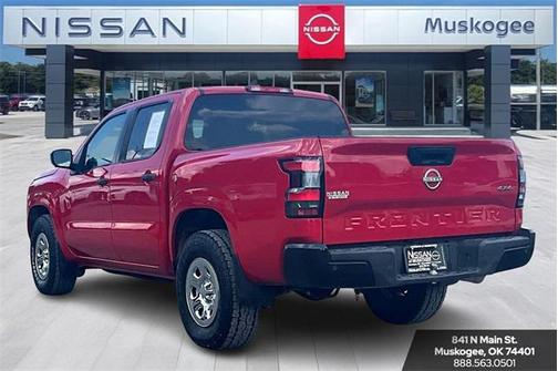 2022 Nissan Frontier S