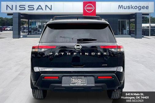 2026 Nissan Pathfinder SV